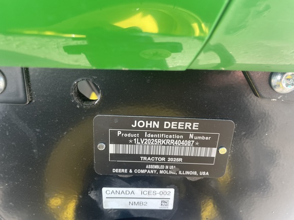 2024 John Deere 2025R Tractor Compact