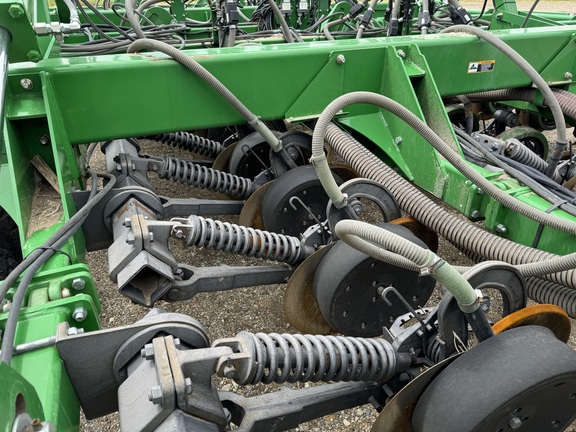 2014 John Deere 1895 Air Seeder