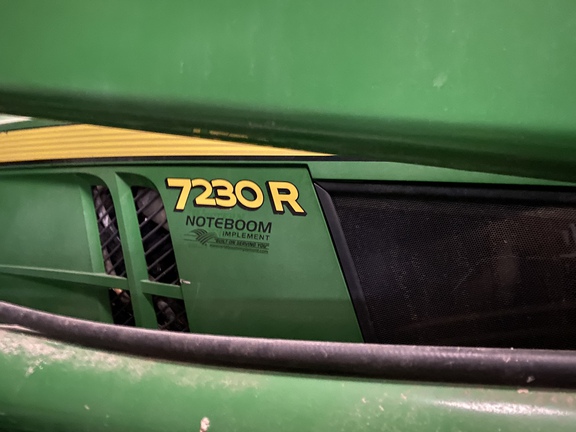 2011 John Deere 7230R Tractor