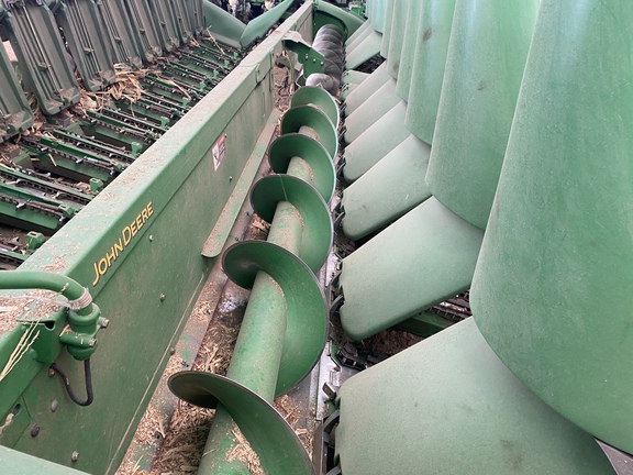 2013 John Deere 612C Header Corn Head