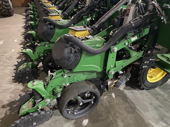 2024 John Deere DB60 Planter