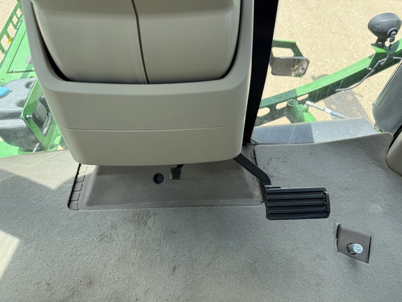 2021 John Deere R4045 Sprayer/High Clearance