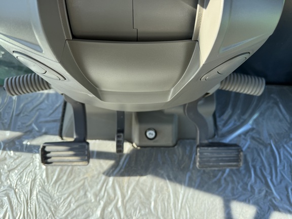 2024 John Deere 9R 590 Tractor 4WD