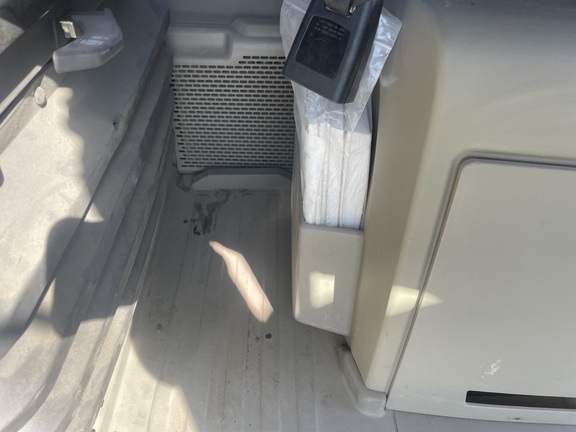 2024 John Deere 9R 590 Tractor 4WD