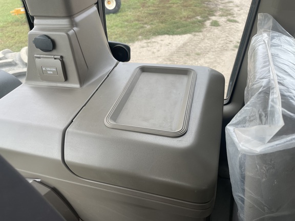 2024 John Deere 9R 540 Tractor 4WD