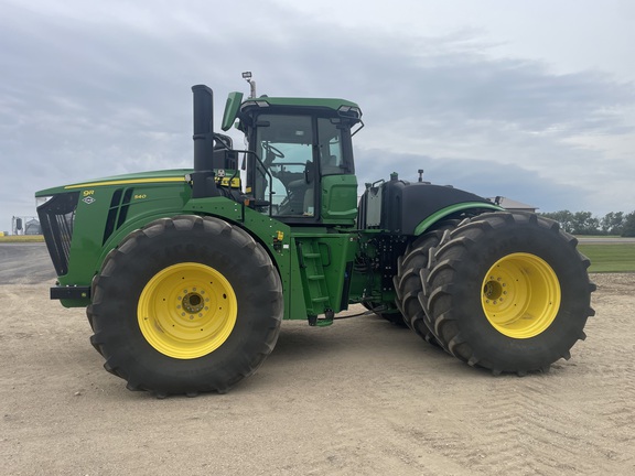2024 John Deere 9R 540 Tractor 4WD