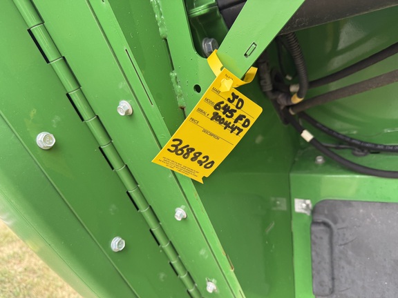 2018 John Deere 645FD Header Combine