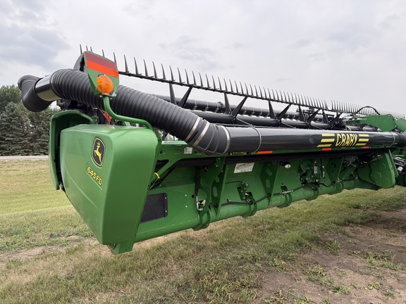 2018 John Deere 645FD Header Combine