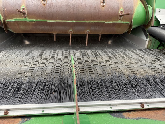 2018 John Deere 645FD Header Combine