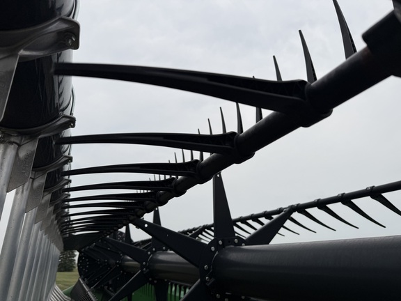 2018 John Deere 645FD Header Combine