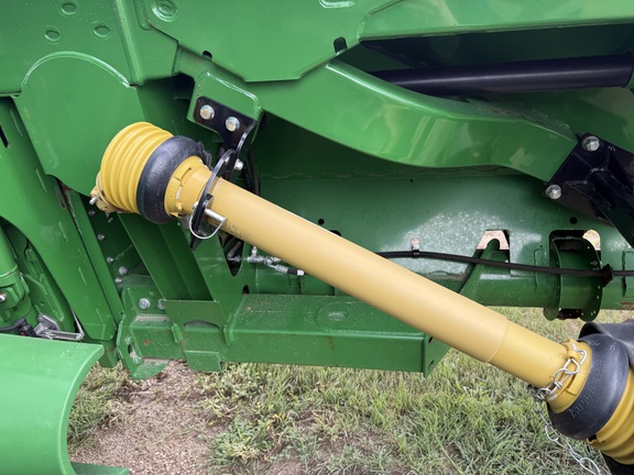 2018 John Deere 645FD Header Combine
