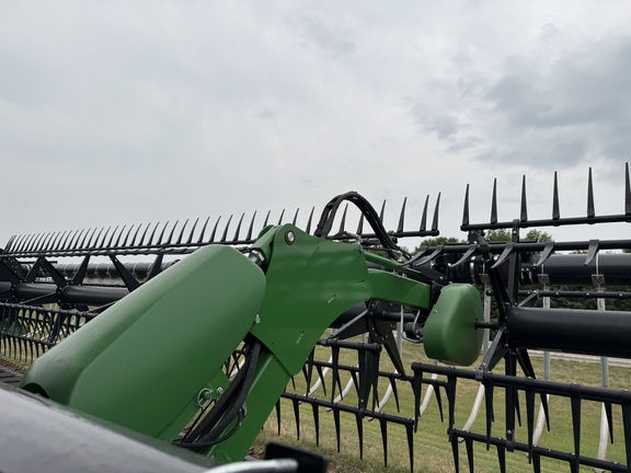 2018 John Deere 645FD Header Combine