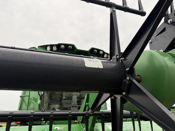 2018 John Deere 645FD Header Combine