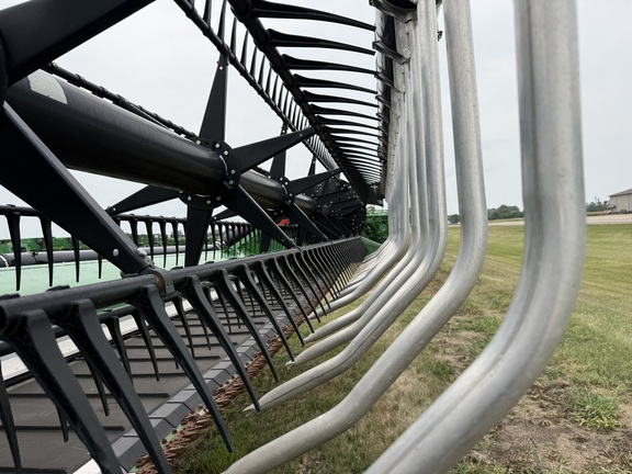 2018 John Deere 645FD Header Combine