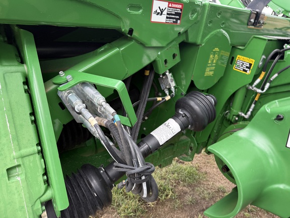 2018 John Deere 645FD Header Combine