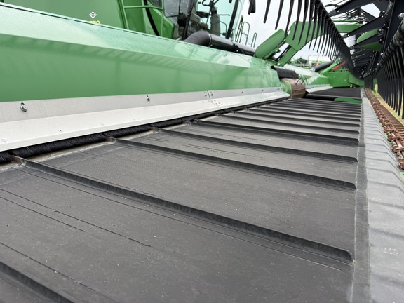 2018 John Deere 645FD Header Combine