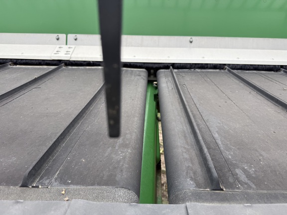 2018 John Deere 645FD Header Combine
