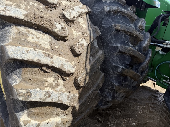 2013 John Deere 9460R Tractor 4WD