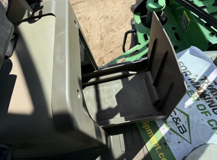 2013 John Deere 9460R Tractor 4WD