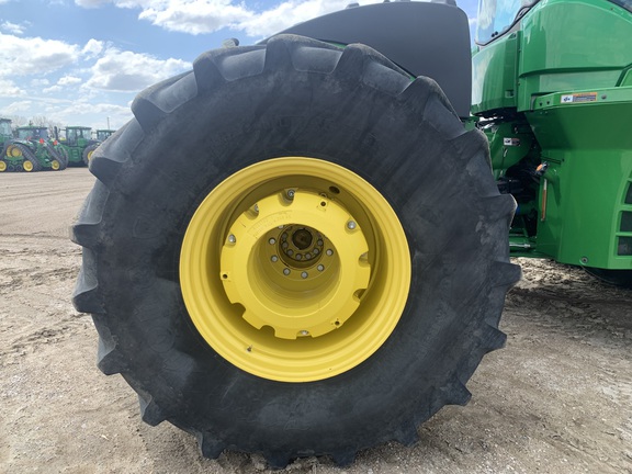 2020 John Deere 9520R Tractor 4WD