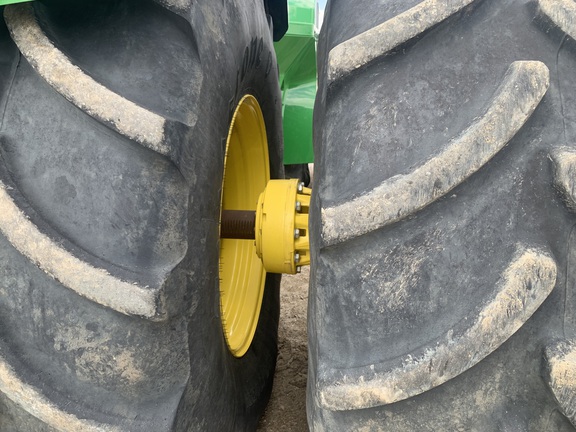 2020 John Deere 9520R Tractor 4WD