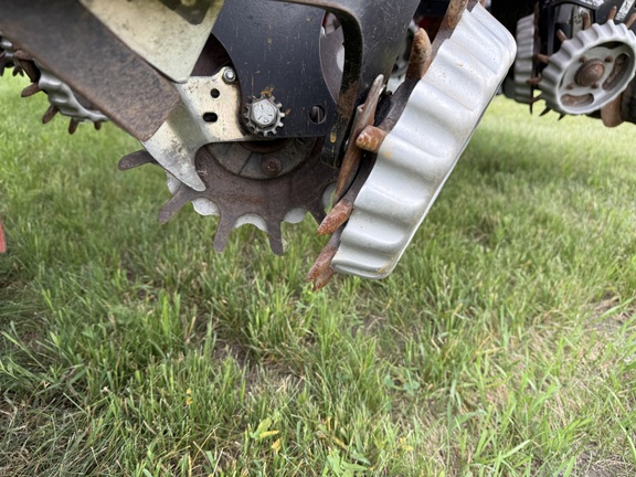 2013 AGCO White 8800 Planter