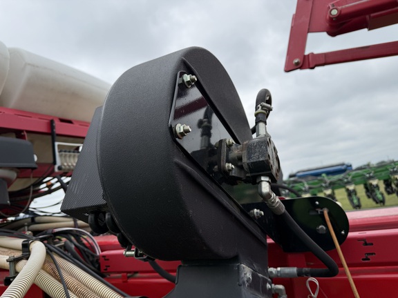 2013 AGCO White 8800 Planter