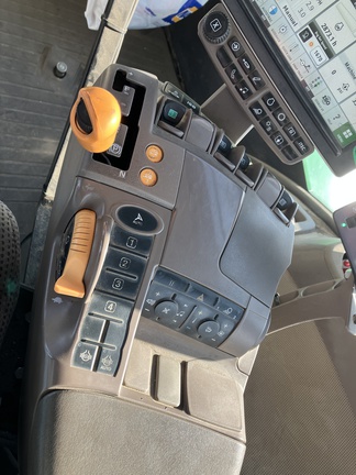 2016 John Deere 9570R Tractor 4WD