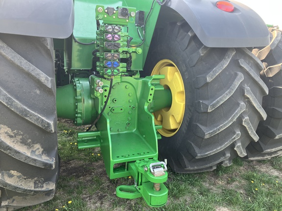 2016 John Deere 9570R Tractor 4WD
