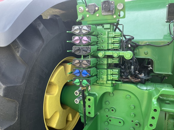2016 John Deere 9570R Tractor 4WD
