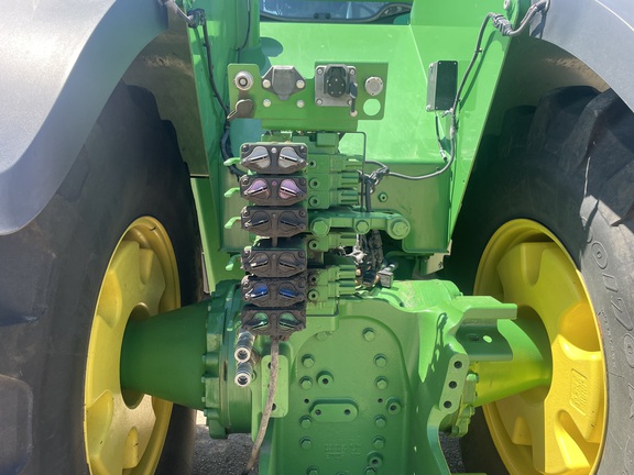 2016 John Deere 9570R Tractor 4WD