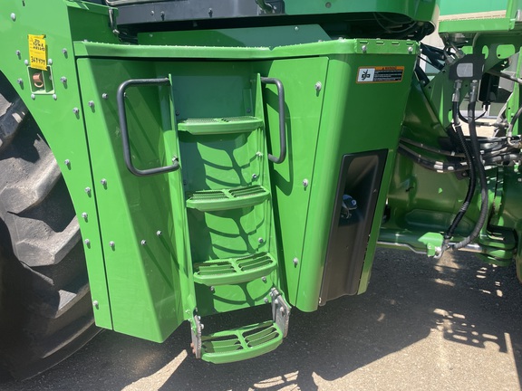 2016 John Deere 9570R Tractor 4WD