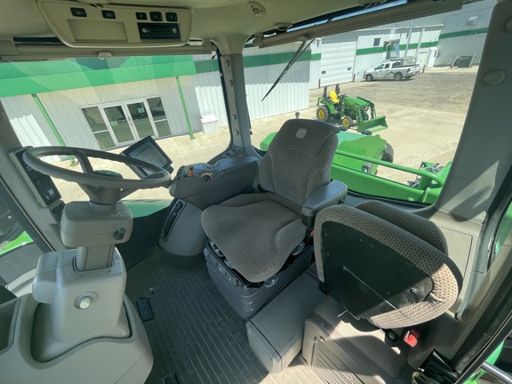 2016 John Deere 9570R Tractor 4WD