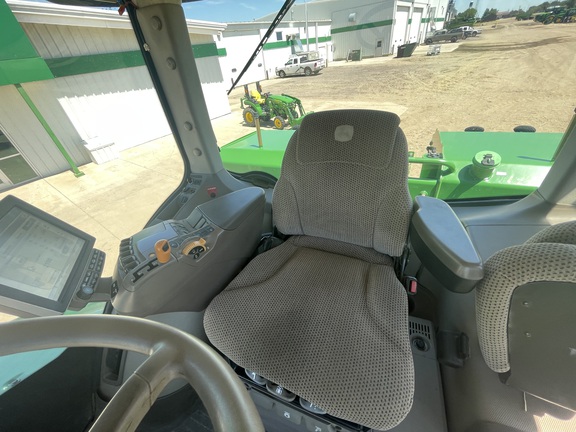 2016 John Deere 9570R Tractor 4WD