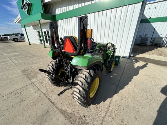 2023 John Deere 2032R Tractor Compact