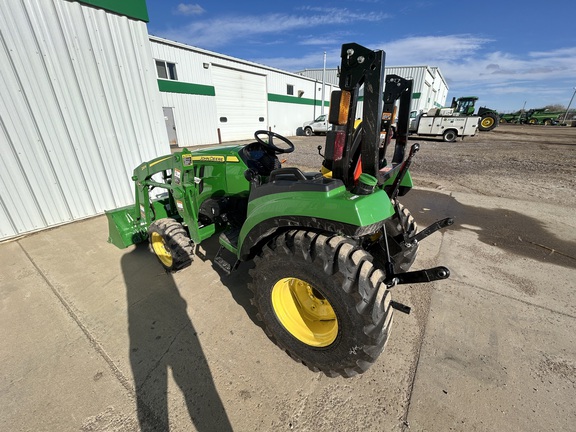 2023 John Deere 2032R Tractor Compact