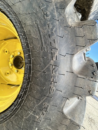 2023 John Deere 2032R Tractor Compact