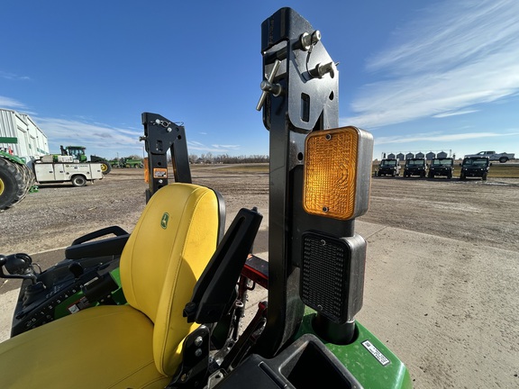 2023 John Deere 2032R Tractor Compact