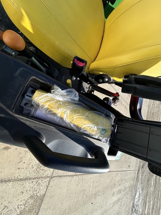 2023 John Deere 2032R Tractor Compact