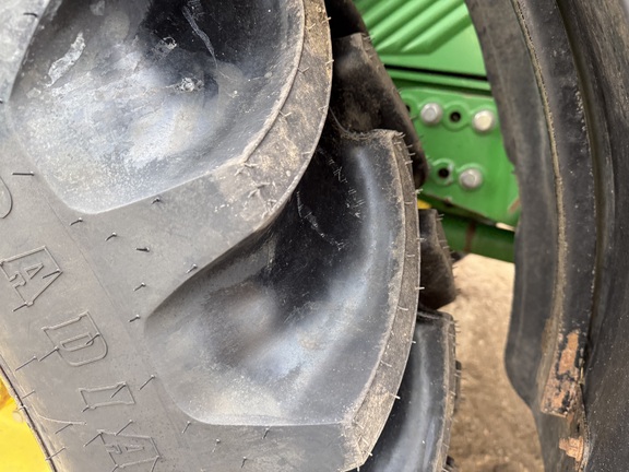 2009 John Deere 7330 Tractor