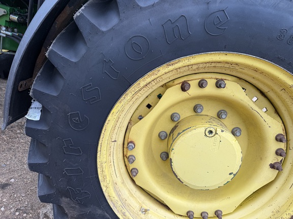 2009 John Deere 7330 Tractor