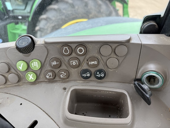 2009 John Deere 7330 Tractor