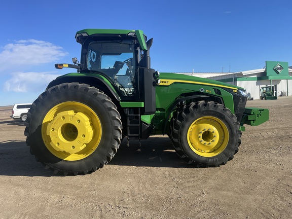 2024 John Deere 8R 370 Tractor