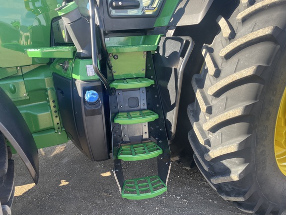 2024 John Deere 8R 370 Tractor