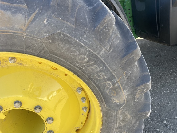 2024 John Deere 8R 250 Tractor