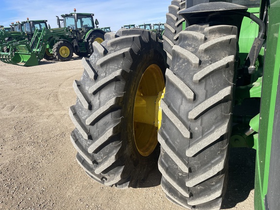 2024 John Deere 8R 250 Tractor