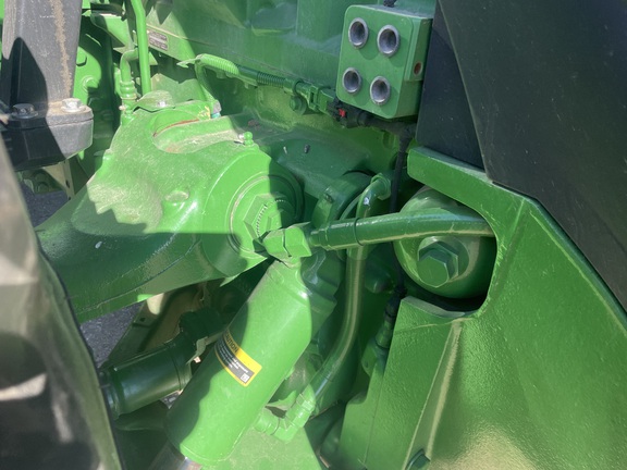 2024 John Deere 8R 250 Tractor