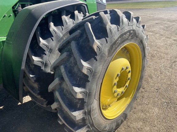 2024 John Deere 8R 250 Tractor