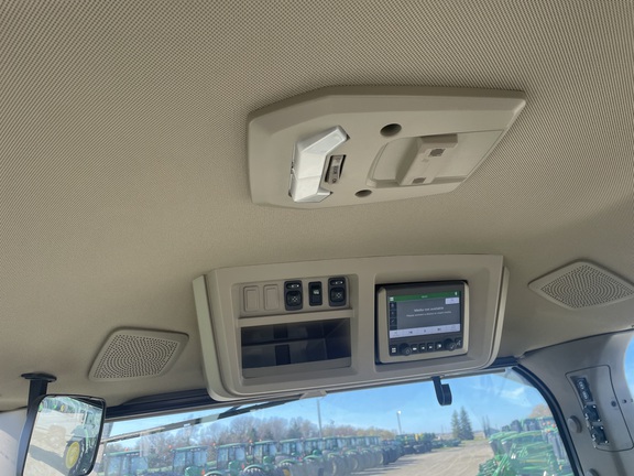 2024 John Deere 8R 250 Tractor