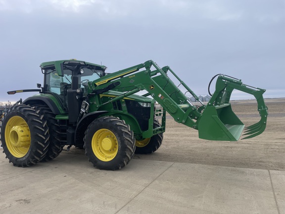 2024 John Deere 7R 210 Tractor